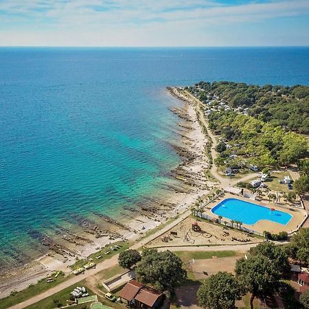 Eurocamp Mobile Homes At Fkk Naturist Campsite Ulika Porec Luaran gambar